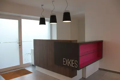 Dr Exkies