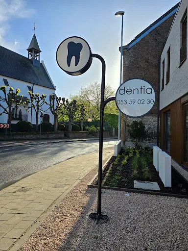 Tandarts Guy Beeckman - Dentia