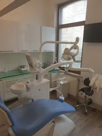Dr La Clinique des Dentistes- Hassani Fayçal-serrano Pachecco Beatriz-jaddi Sara