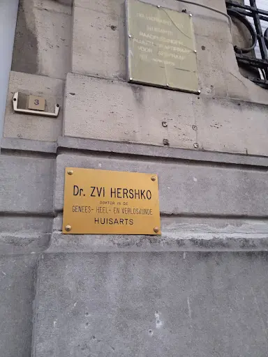 Dr Zvi Hershko