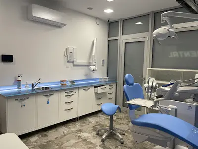 Dr Clinique Dentaire Azurdental