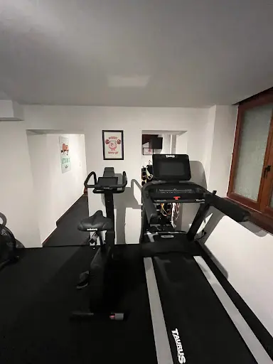 Kinesitherapie Bruxelles - Adam Usseault