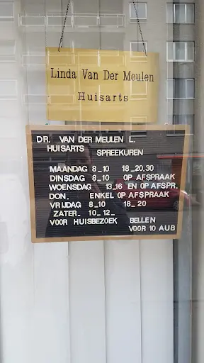 Dr Linda Van Der Meulen