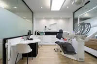 Dr Cabinet Dentaire - Iris Dental