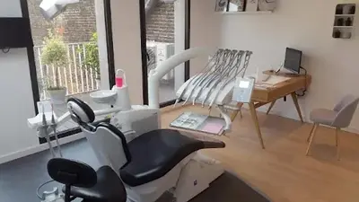 Dr Boubekeur - Chirurgien Dentiste
