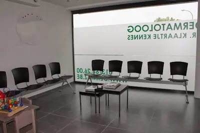 Dr Dermatoloog Dr. Klaartje Kennes. Dokterkennes