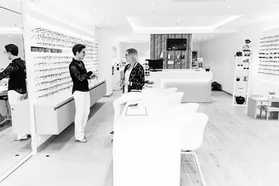 Opticien Optique Entrevue