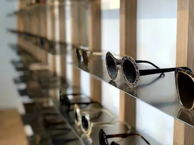 Opticien XAVIER VANEU - Opticien -