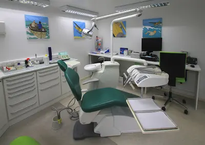 Dr Le Centre de Médecine Dentaire Warocqué