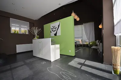 Lasne Dental Clinic
