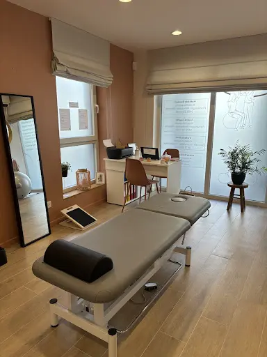 Dine Victoria - Kinésithérapeute Orthopédie/traumatologie - Cabinet & Domicile sur Lessines
