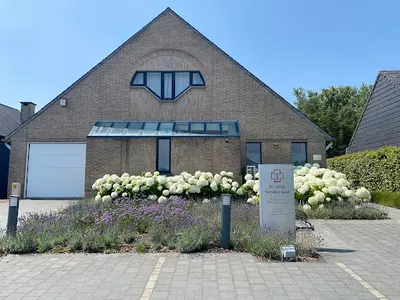 Dr. Hilde Vanden Nest
