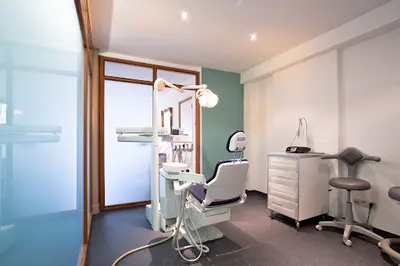 Dr La Clinique du Sourire