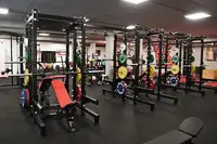 Kinésithérapeute/physiotherapist Andrew Annear - Dh Transformation Centre Tervuren