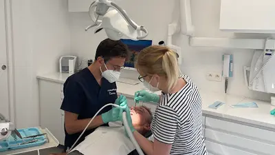 Dr Dentaria : Implantologie, Parodontologie, Esthétique, Soins Dentaires