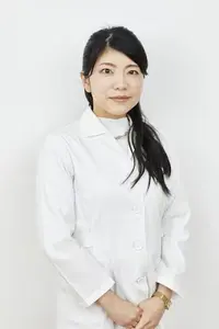 Dr Makiko Miyamoto - Dermatologue À Uccle