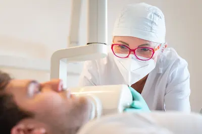 Dr Dentistes Marthe Thomas, John Soubhi