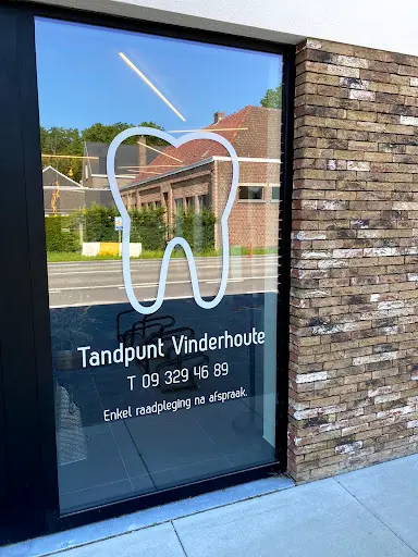 Dr Tandpunt Vinderhoute - Tandartsen Annelore Ameel en Michaël Leconte