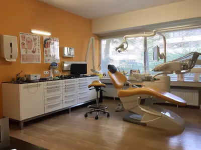 Mouart Catherine, Dentiste